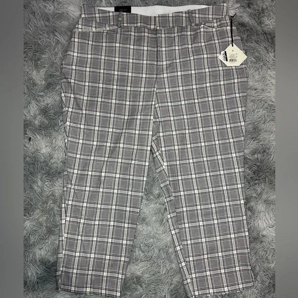NWT Ava & Viv Lightweight High Rise Plaid Ankle Trousers - Cream Plaid Size 20 - Picture 1 of 7